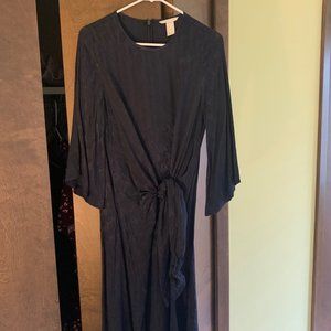 Long-Sleeve Navy Floral Tie Dress